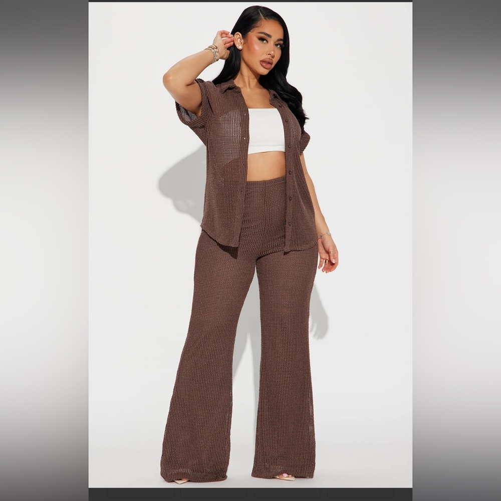 Paradise Livin' Crochet Pant Set - Brown size small. Fits like Medium